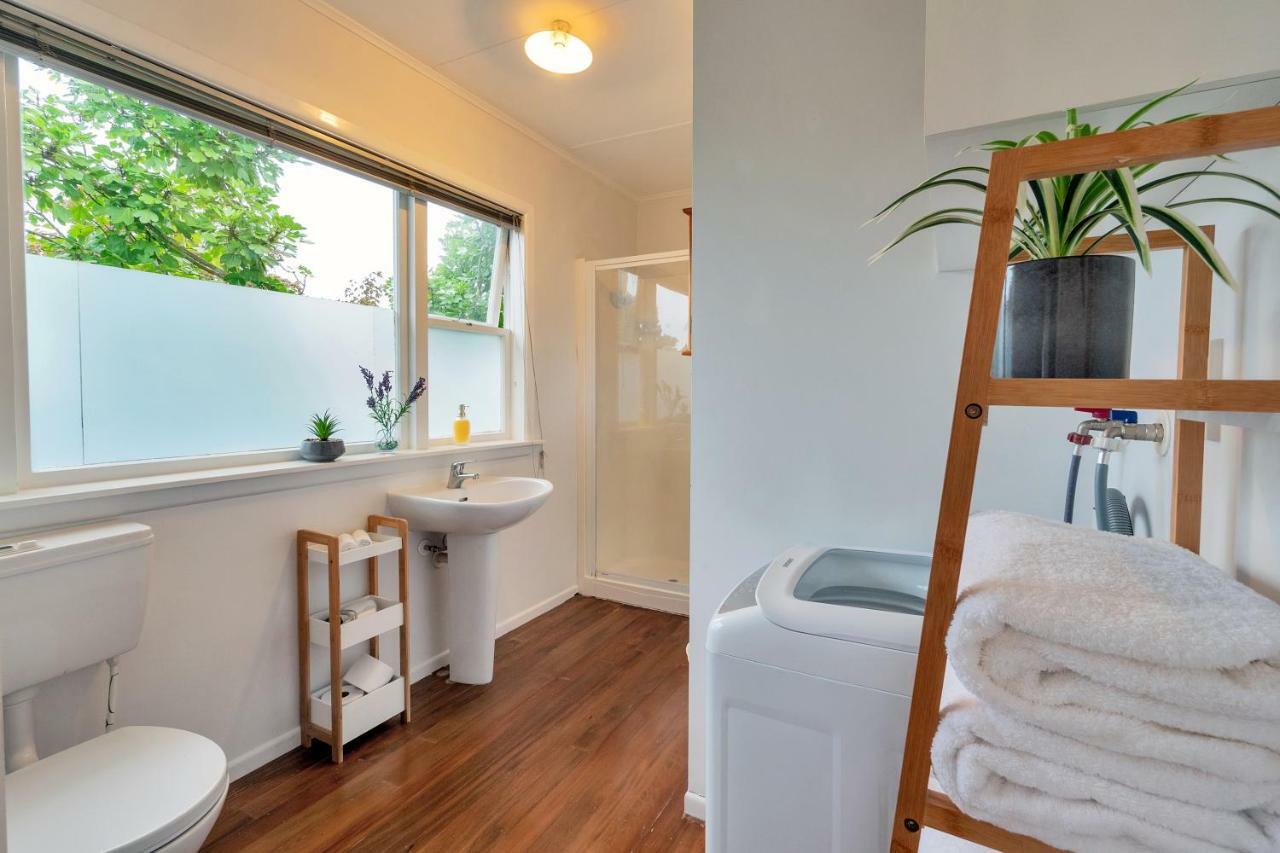 Sunny & Cozy Home Near Western Springs Auckland Exteriér fotografie